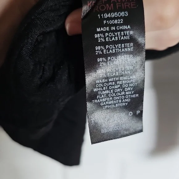 NWT Topshop Black Long Sleeve Crisscross Neckline - Picture 4 of 4